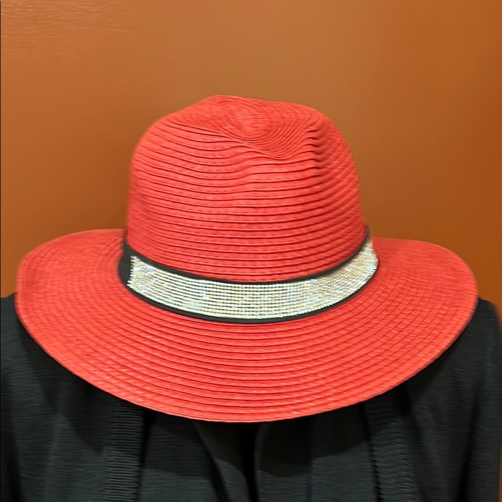 Beautiful straw hat with bling line.